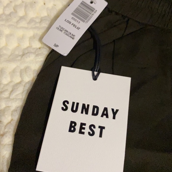 Aritzia Sunday Best joggers - Picture 4 of 4